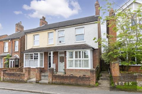 3 bedroom semi-detached house for sale, Fredericks road, Beccles