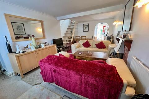 129 Station Road, Burnham-on-crouch, CM0 8HJ