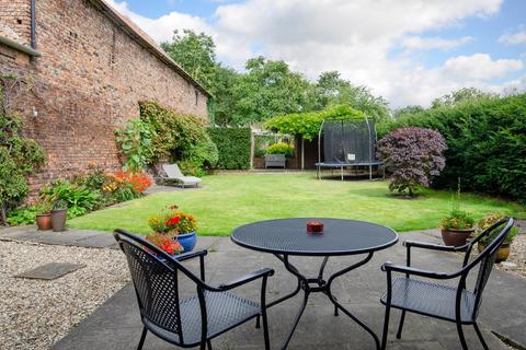 4 bedroom cottage for sale, Rice Lane, Flaxton
