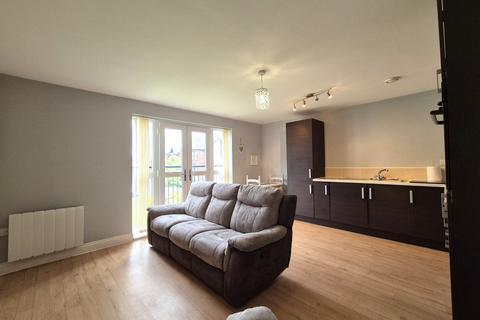 2 bedroom apartment to rent, Park Moor Gardens, Dudley