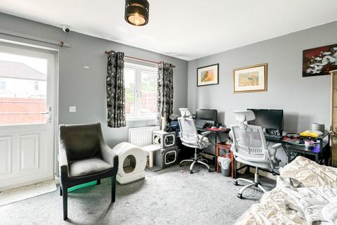 2 bedroom end of terrace house for sale, Paignton Square, Knowle, Bristol, BS4