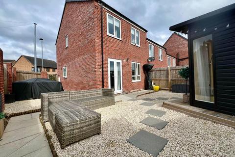 2 bedroom terraced house for sale, Wortley Avenue, Wombwell, Barnsley