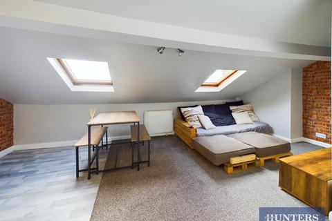 1 bedroom flat for sale, Grosvenor Crescent, Scarborough
