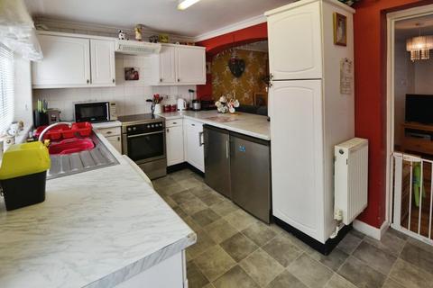 22 Haycombe, Bristol, BS14 0AJ