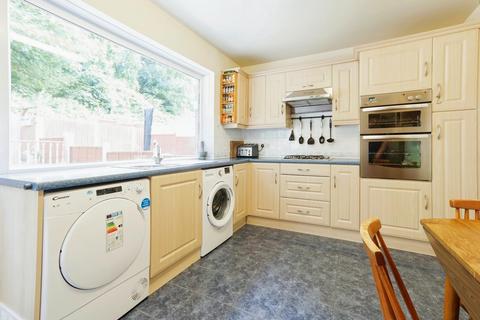 3 bedroom terraced house for sale, Sunnyside Road, Leeds