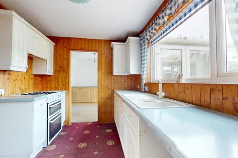 3 bedroom semi-detached house for sale, Gregorys tyning, Paulton. BS39 7PW