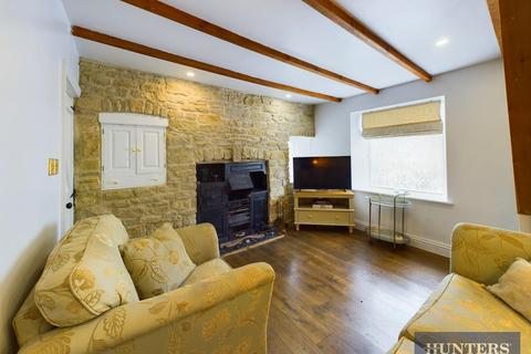 2 bedroom cottage for sale, High Street, Snainton, Scarborough