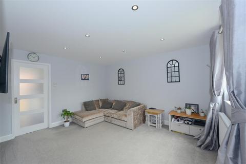 3 bedroom end of terrace house for sale, Copperfield Drive, Mytton Oak Farm, Copthorne, Shrewsbury