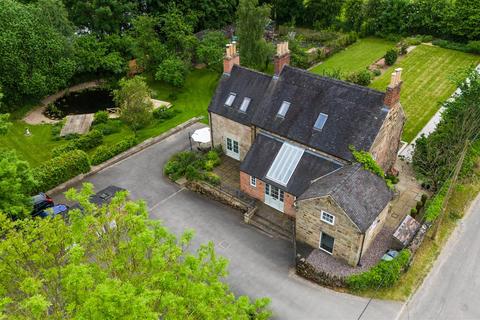 4 bedroom detached house for sale, Chevin Road, Belper DE56