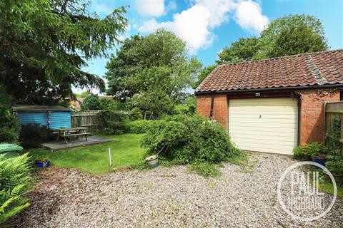 2 bedroom cottage for sale, The Street, Lound, NR32