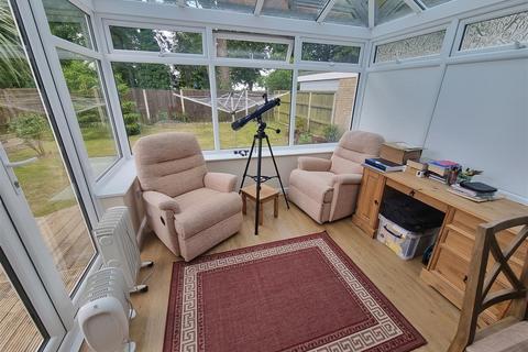 2 bedroom detached bungalow for sale, Brooke Avenue, Caister-On-Sea