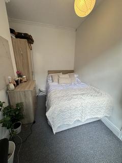 4 bedroom house share to rent, Birmingham B16