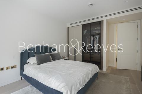 1 bedroom apartment to rent, Lincoln Square, Portugal Street WC2A