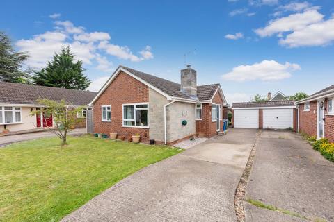 3 bedroom detached bungalow for sale, Whitchurch Close, Maidenhead SL6