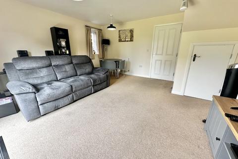 3 bedroom end of terrace house for sale, Hawthorn Drive, Thornton FY5