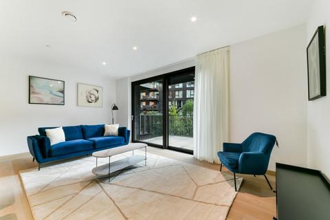 2 bedroom flat for sale, Embassy Gardens London SW11