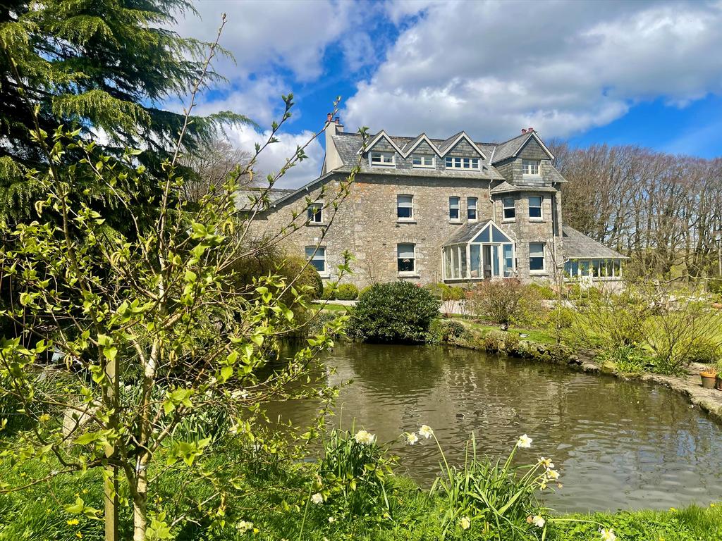 Chagford, Devon, TQ13 6 bed detached house - £2,850,000