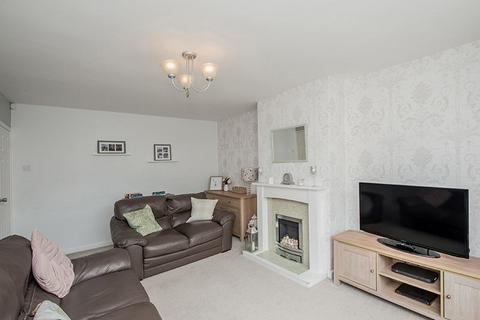 3 bedroom semi-detached house for sale, Thackley, Thackley BD10