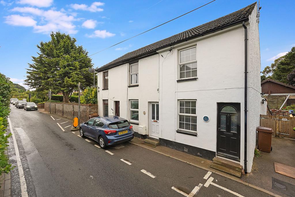 Lower Rainham Road, Rainham, ME8 2 bed terraced house for sale £220,000