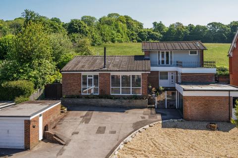 5 bedroom detached house for sale, London Road, Horndean, PO8