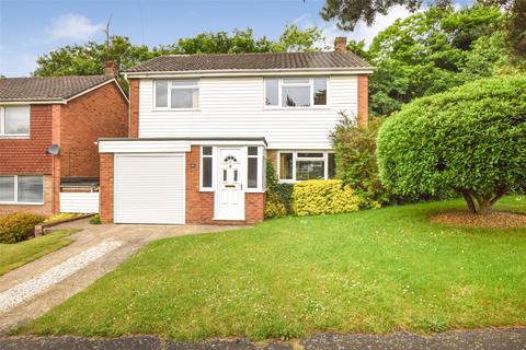 4 bedroom detached house for sale, Abbey Way, Hampshire GU14