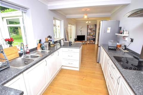 4 bedroom detached house for sale, Abbey Way, Hampshire GU14