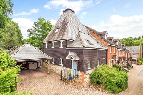 4 bedroom end of terrace house for sale, Silver Birch Mews, Greatham, Liss, Hampshire