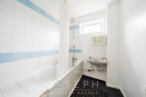 25 Cambridge Drive, Ipswich, IP2 9UY