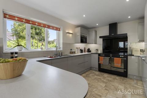 Bramble Lodge Burton Place, Brixham, TQ5 9JD