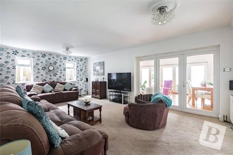 15 Common Road, Ingrave, Brentwood, CM13 3QL