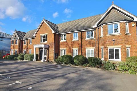 2 bedroom apartment to rent, Searlewood Court, West End GU24