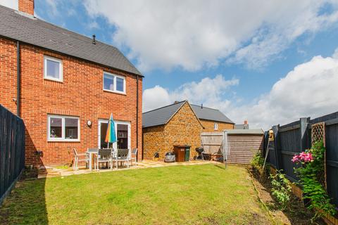 3 bedroom end of terrace house for sale, Bidwell Road, Banbury, OX16