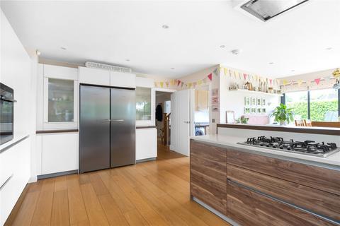 Birchwood Salt Lane, Hydestile, Godalming, GU8 4DH