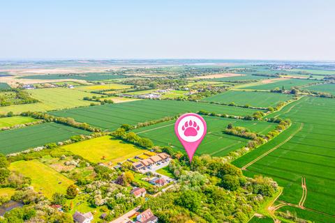 Land for sale, Canewdon View Road, Rochford, Essex, SS4 3DU