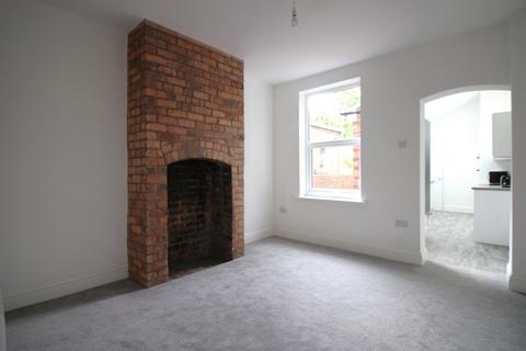 3 bedroom house to rent, East Street, Kidderminster, DY10