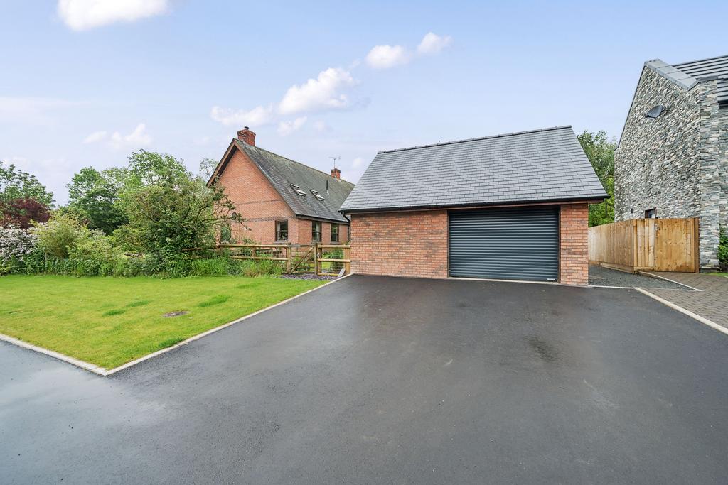 GARAGE &amp; DRIVEWAY