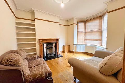 29 Bowling Green Road, Kettering, NN15 7QN