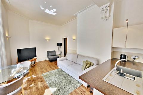 2 bedroom flat for sale, Dean Park