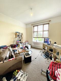 1 bedroom flat to rent, Rathen Road, Manchester M20