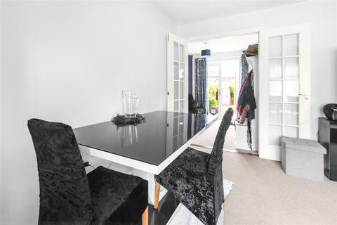 14 Barry Square, Bracknell, RG12 7FF