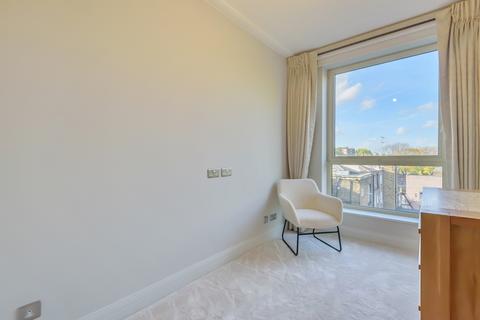 3 bedroom apartment to rent, Queens Terrace St Johns Wood NW8