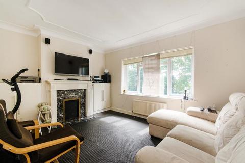 2 bedroom flat for sale, 25 Northcote, Pinner, London, HA5 3TW