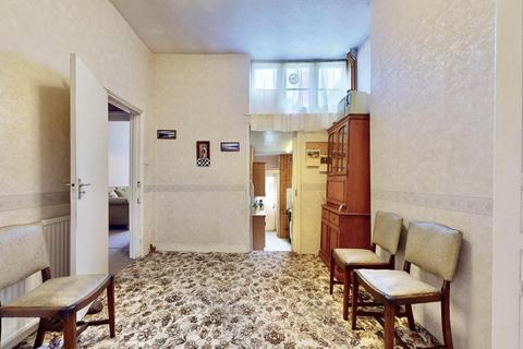 15 Chester Road, London, N19 5DE