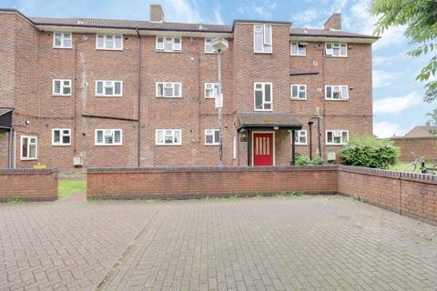 1 bedroom flat for sale, Faymore Gardens, South Ockendon RM15
