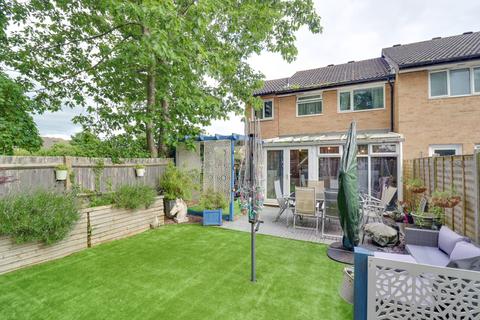 4 bedroom end of terrace house for sale, Chillerton, Netley Abbey