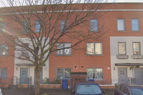 3 bedroom townhouse to rent, Southampton Way,  Peckham, SE5
