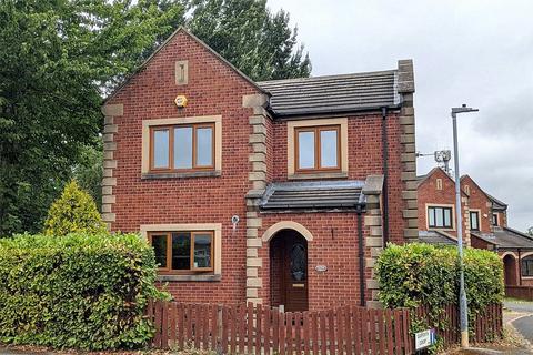 3 bedroom detached house for sale, Taylor Hall Lane, Mirfield, WF14