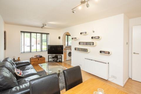 1 bedroom apartment to rent, Hunters Lane, Leavesden, Watford, Hertfordshire, WD25