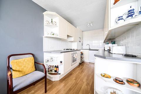 2 bedroom flat for sale, Clarendon Walk, Notting Hill