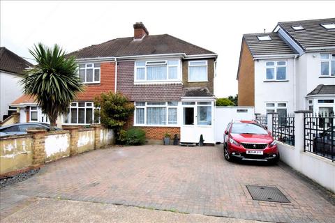 4 bedroom semi-detached house for sale, Uxbridge Road, Feltham, Middlesex, TW13